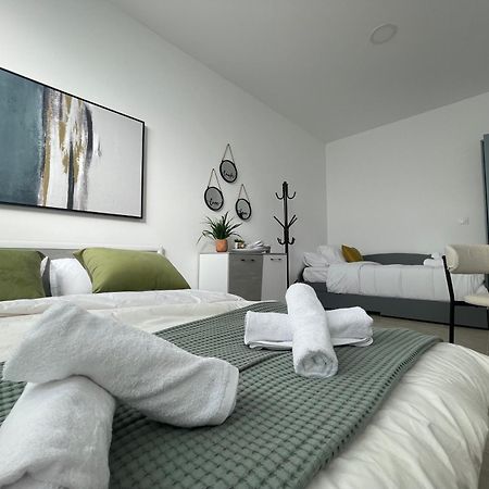 Aiolos Chania Center Luxury Apartment Near The Garden Kültér fotó